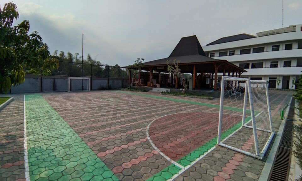 Lapangan_1